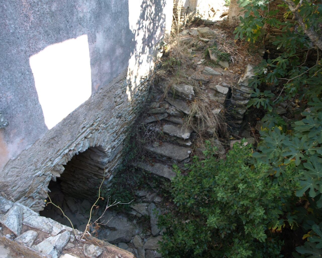 11 Ruines du hameau de Caracu