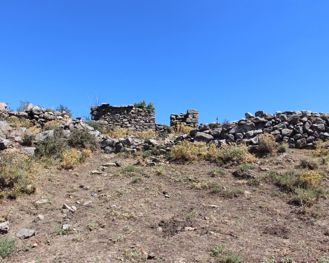 16 Les bergeries ruinees de Zuccarello