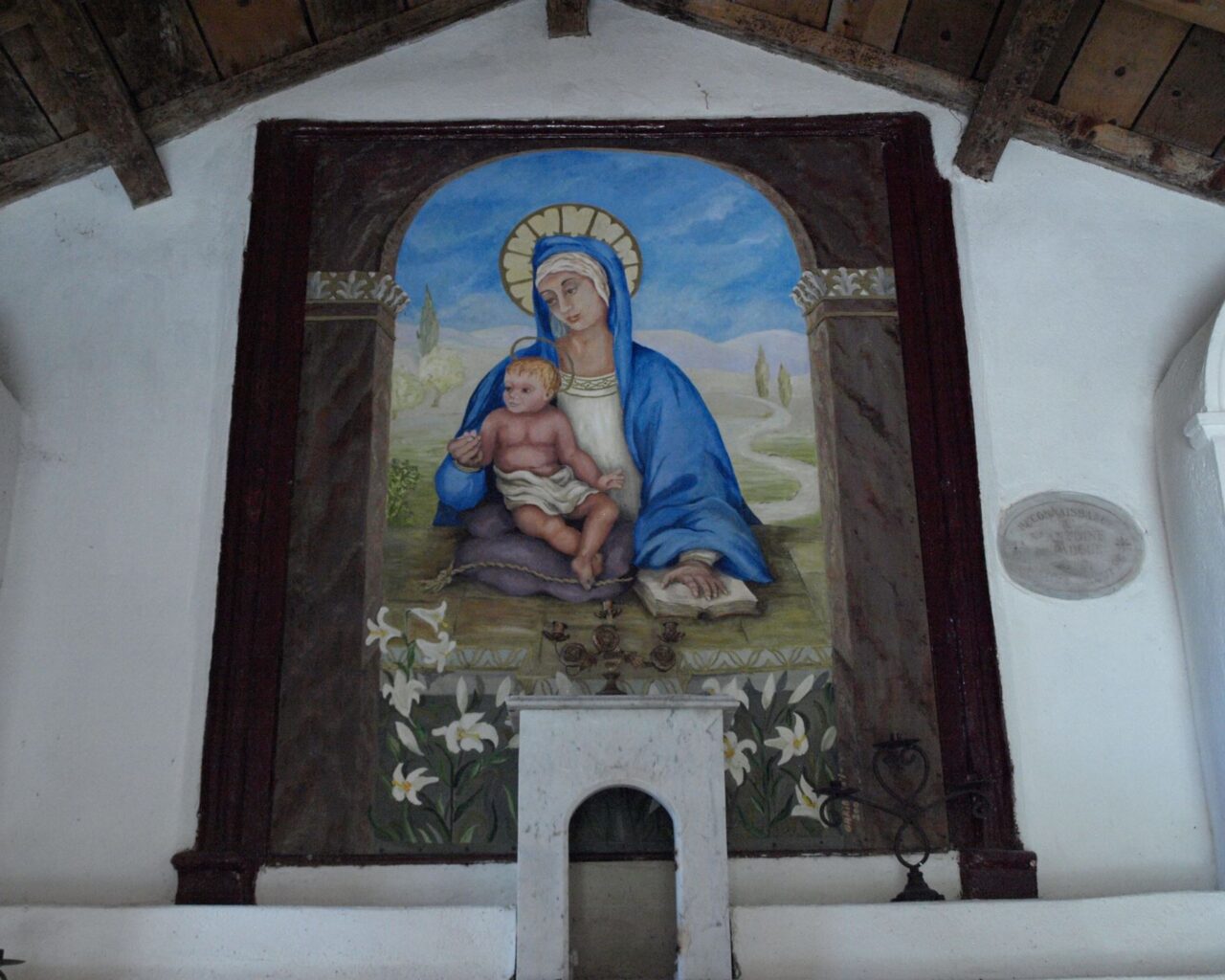 17 Interieur de la chapelle SantAntonio a Valle