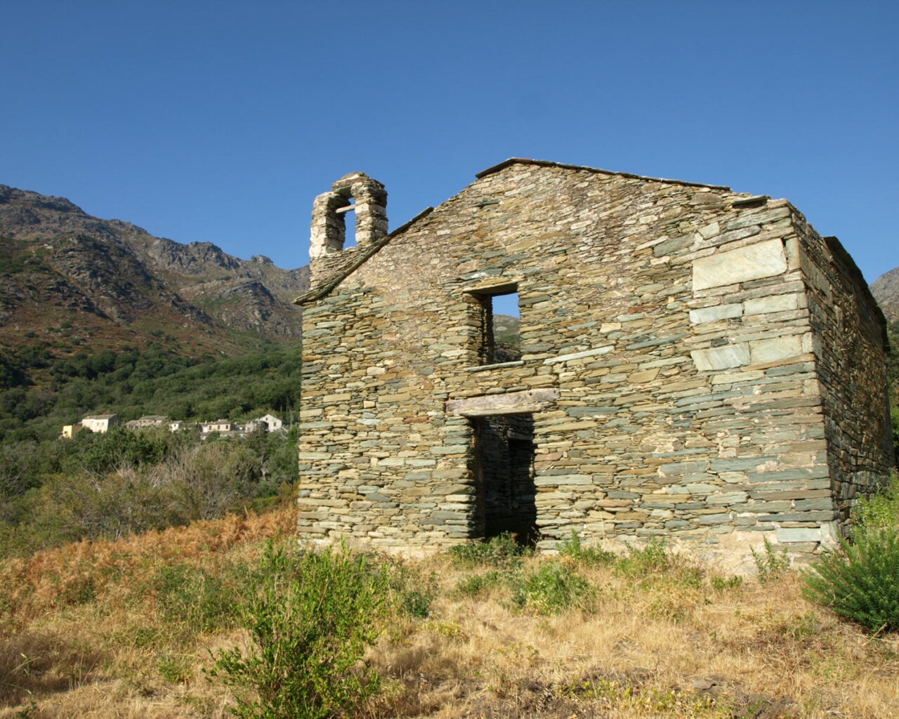 20 La chapelle en ruine de San Quilico