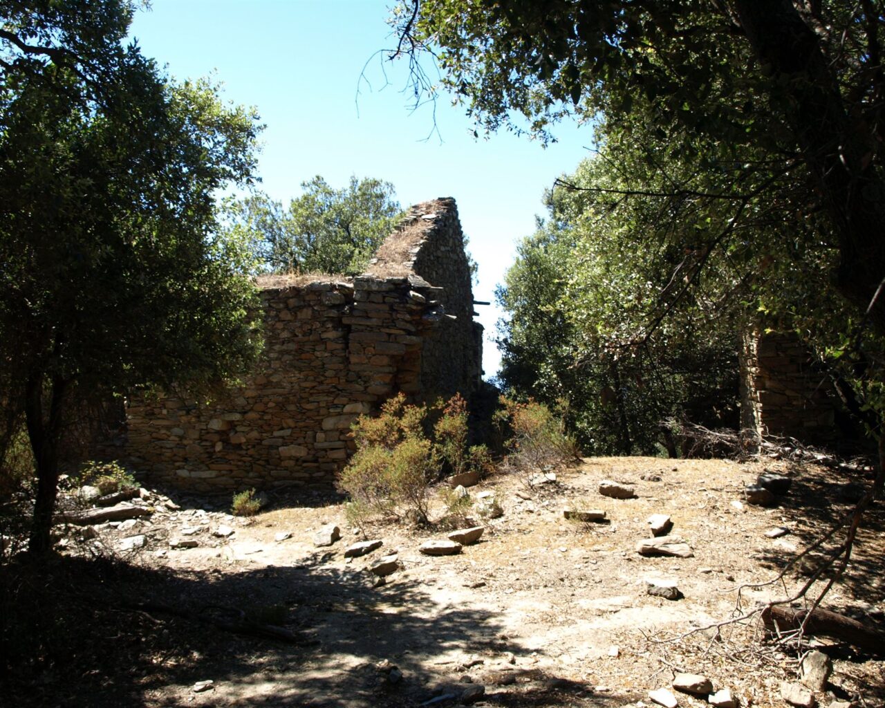 28 Les ruines de lancien village de Salge