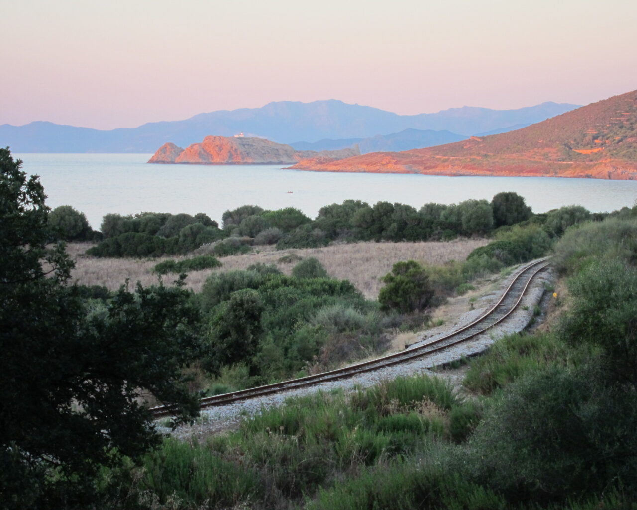 02 Coucher de soleil sur lIle Rousse