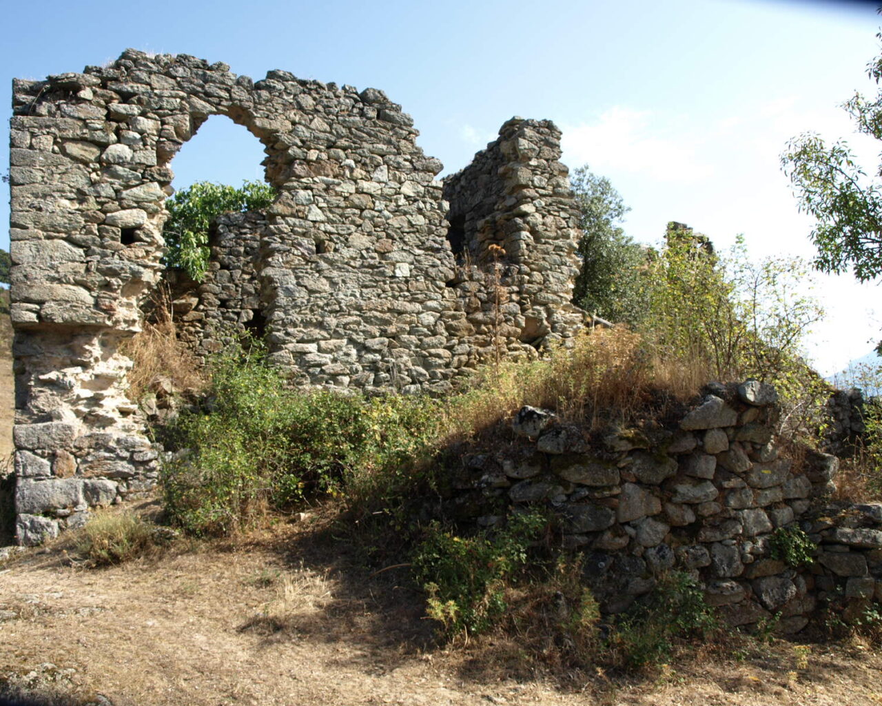 04 Les ruines du village de Casenove