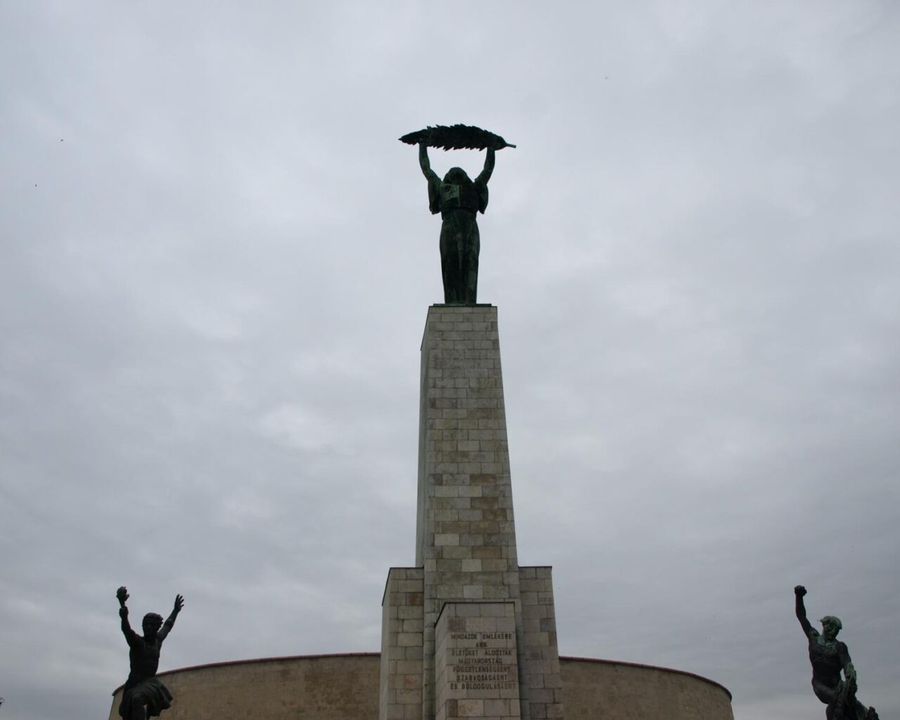 02 Le monument de la Liberté sur le Mont Gellert