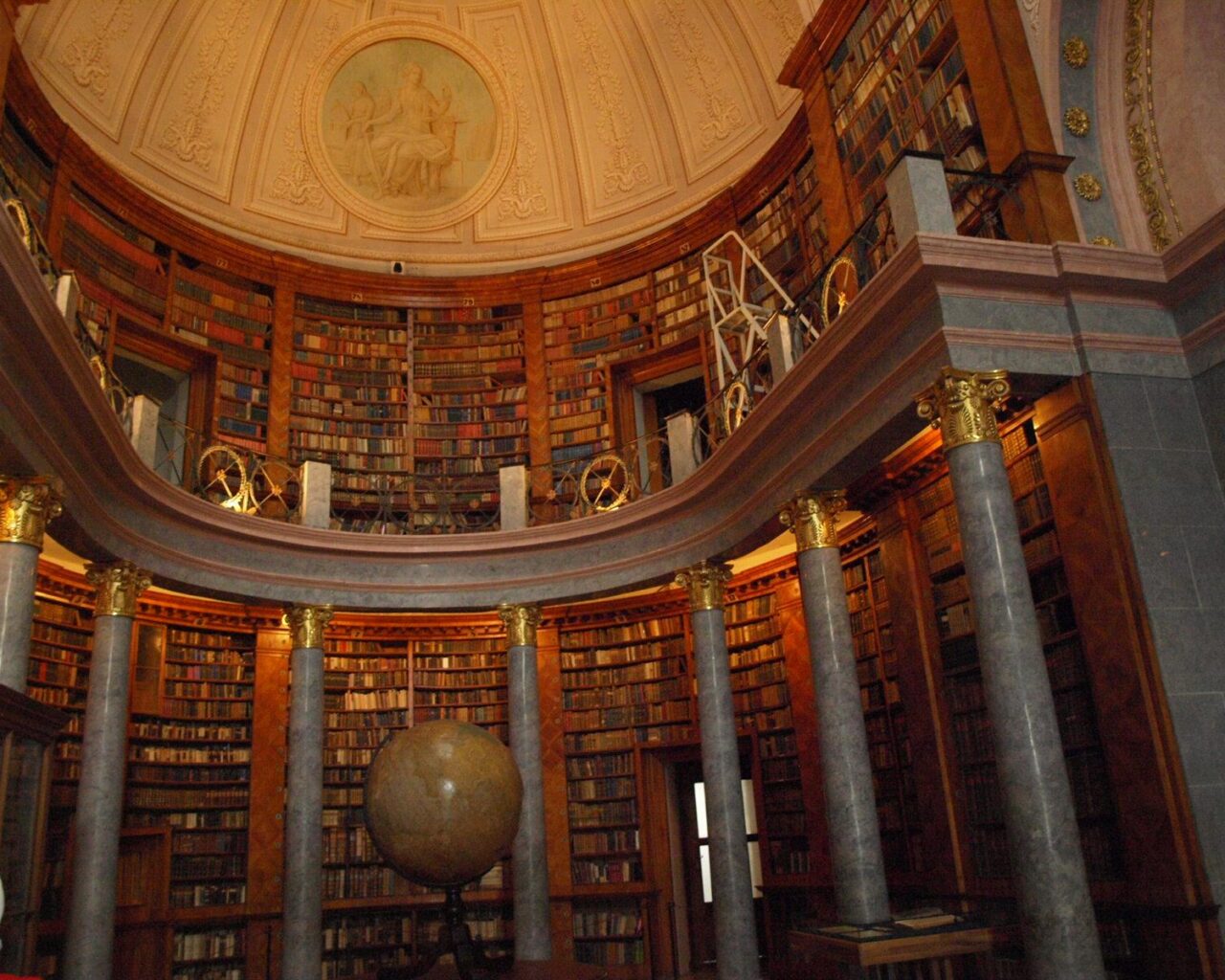 07 La bibliothèque du Monastère de Pannonhalma