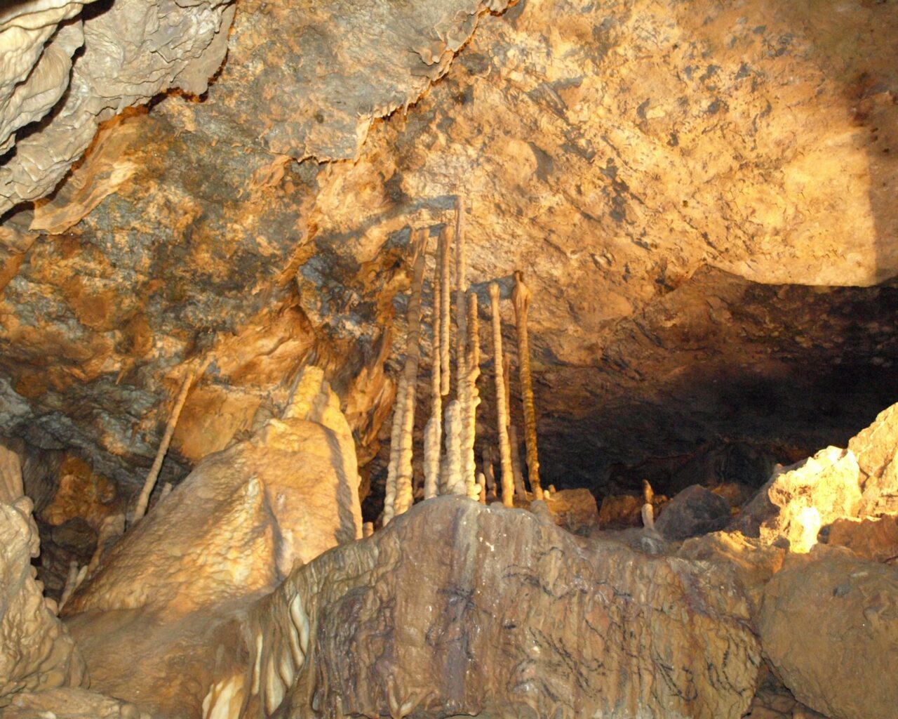 14 Les Grottes de Han sur Lesse