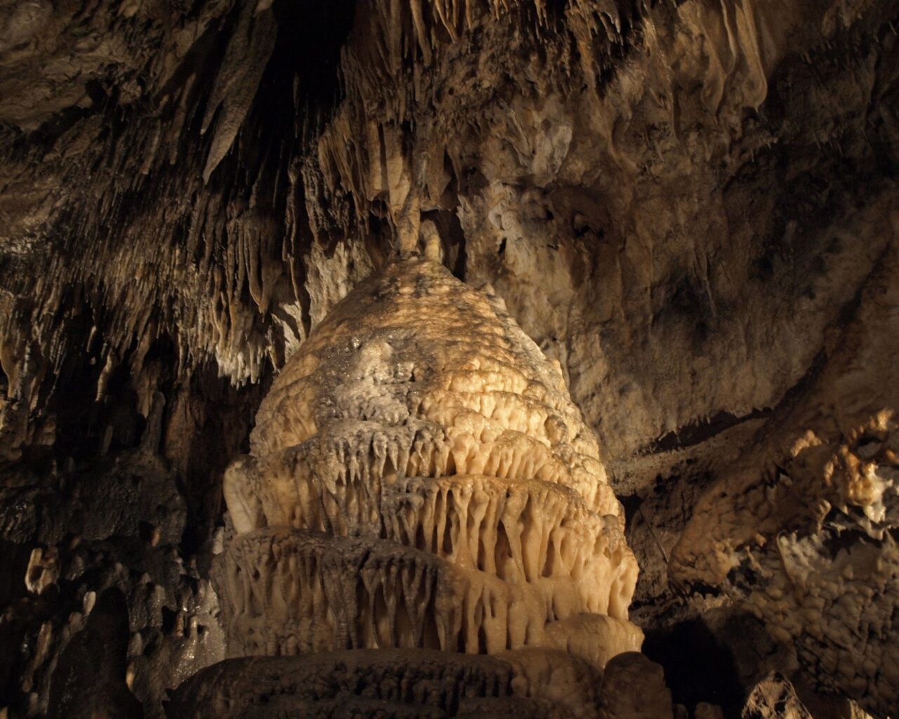 22 Les Grottes de Han sur Lesse