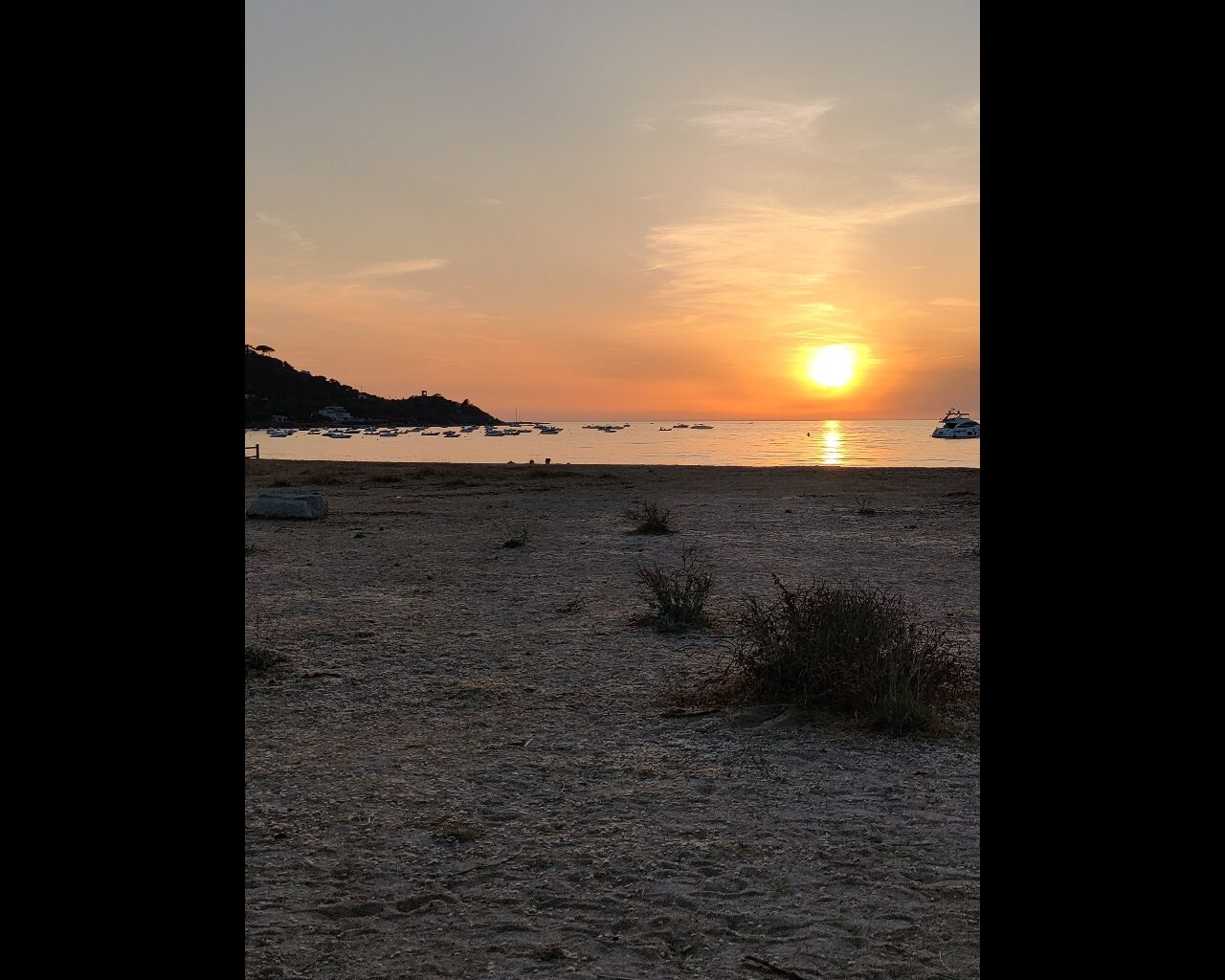 35 Coucher du soleil depuis la plage du Stagnone.JPG