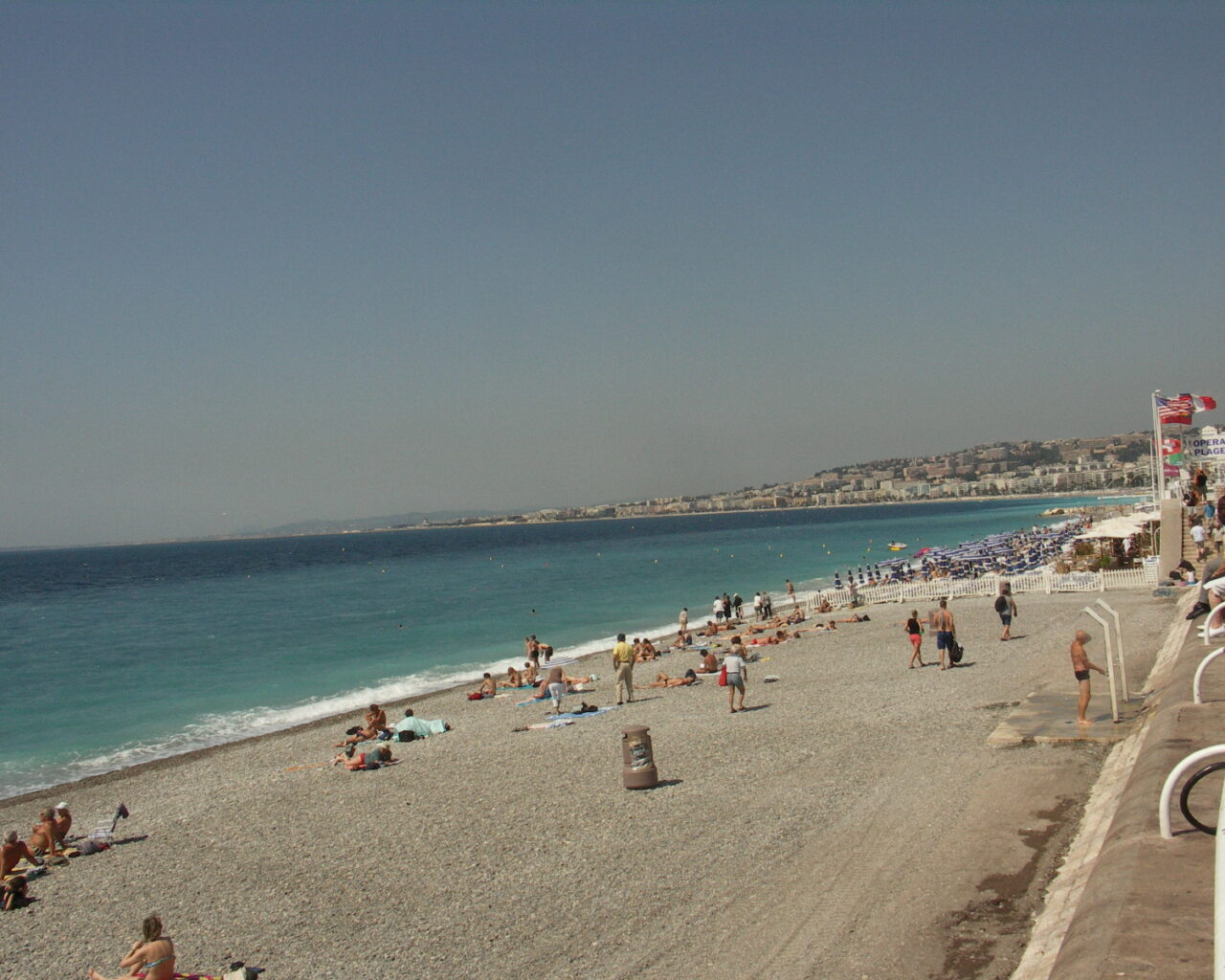 11 La plage de Nice