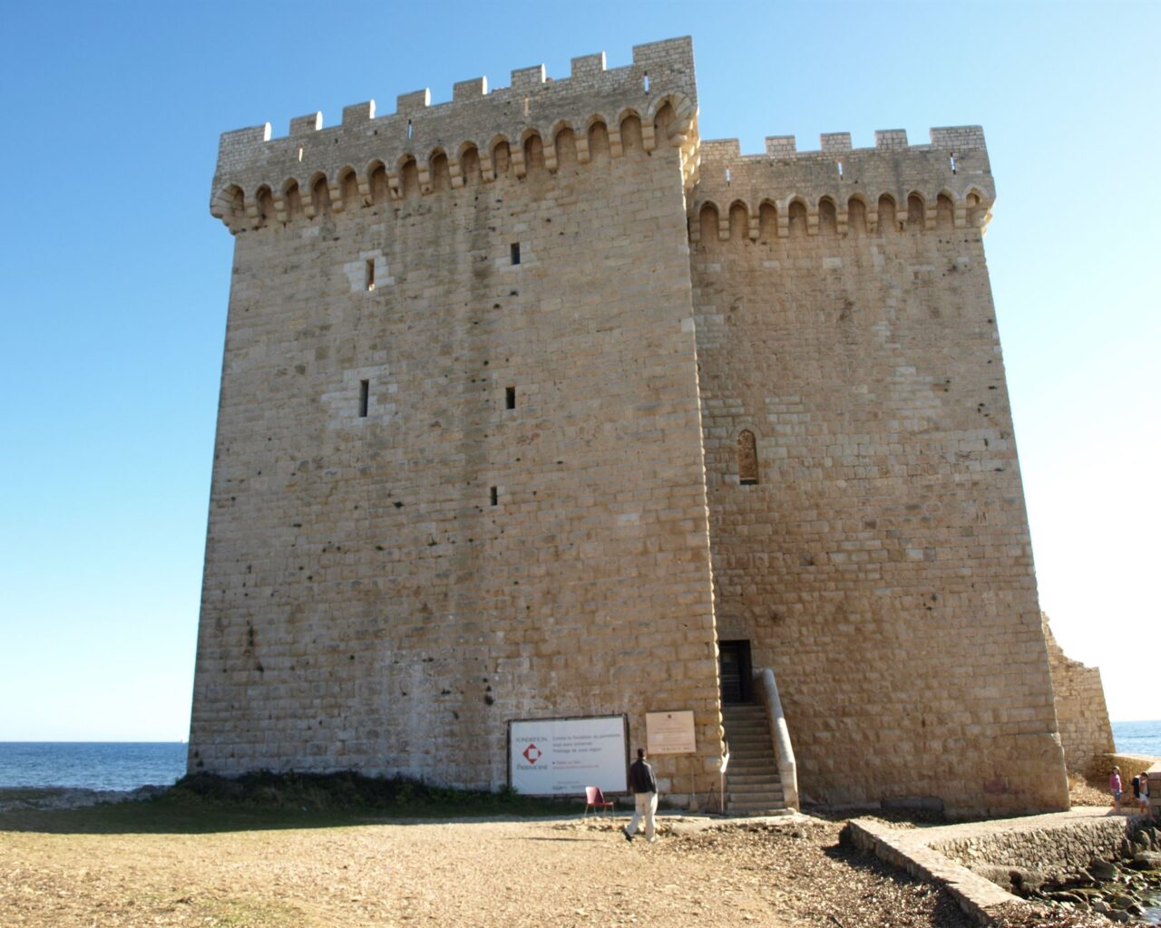 15 La forteresse du monastère
