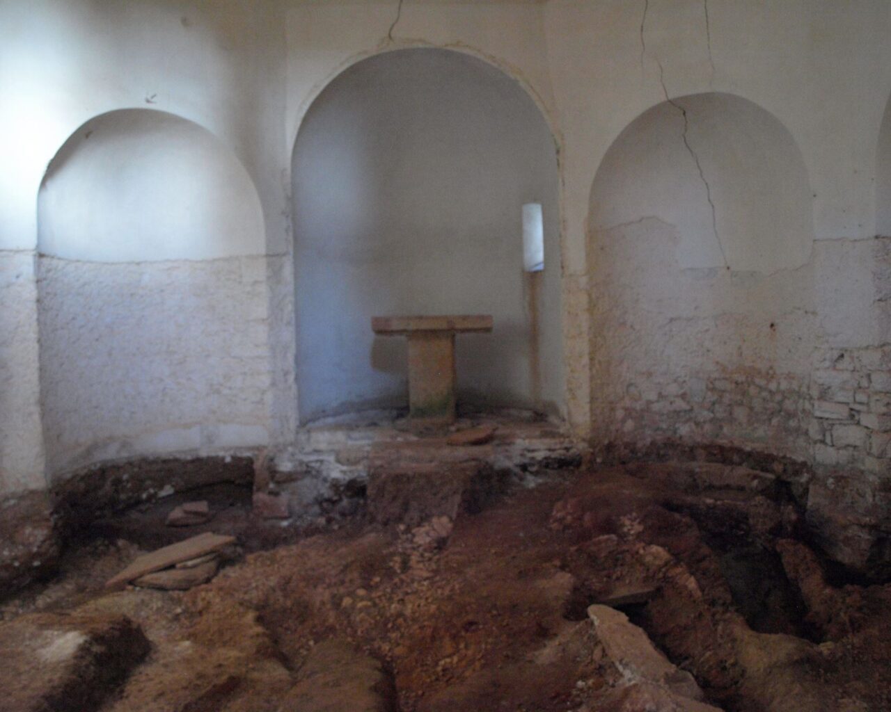 38 La chapelle Saint Sauveur a fait l’objet de fouilles archéologiques