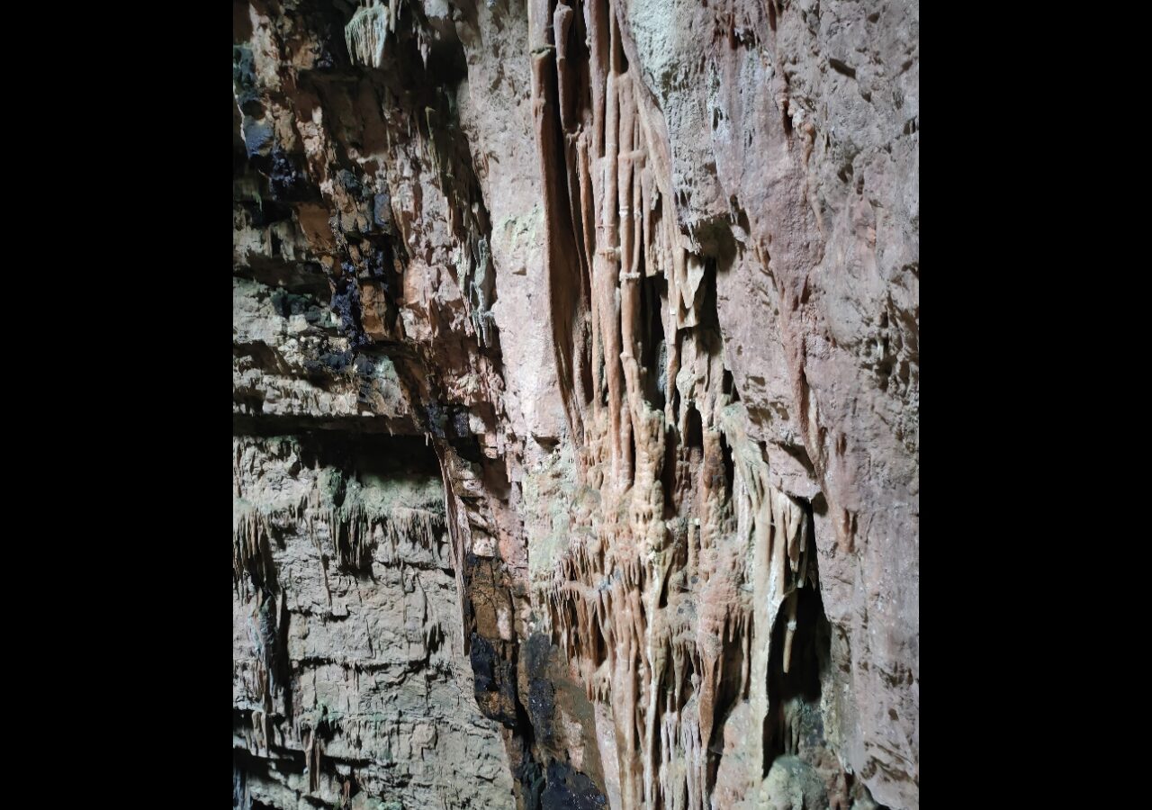 01 Les grottes de Castellana sont des cavités naturelles