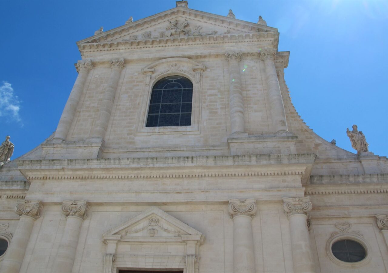 04 L’église mère de Saint Georges le martyr