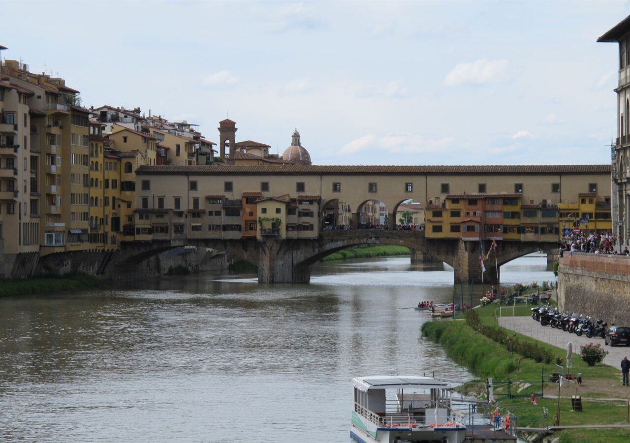 14 Ponte Vecchio, le pont (secret) sur l'Arno