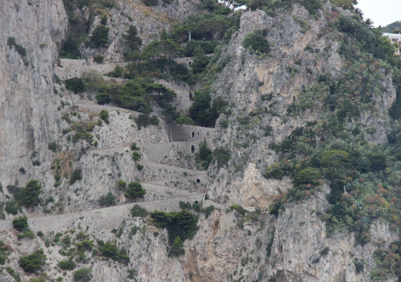 38 Route en zigzag de l'ile de Capri