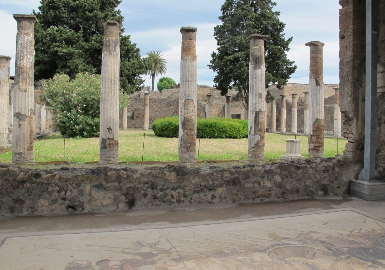 40 Les colonnes doriques de la maison du faune