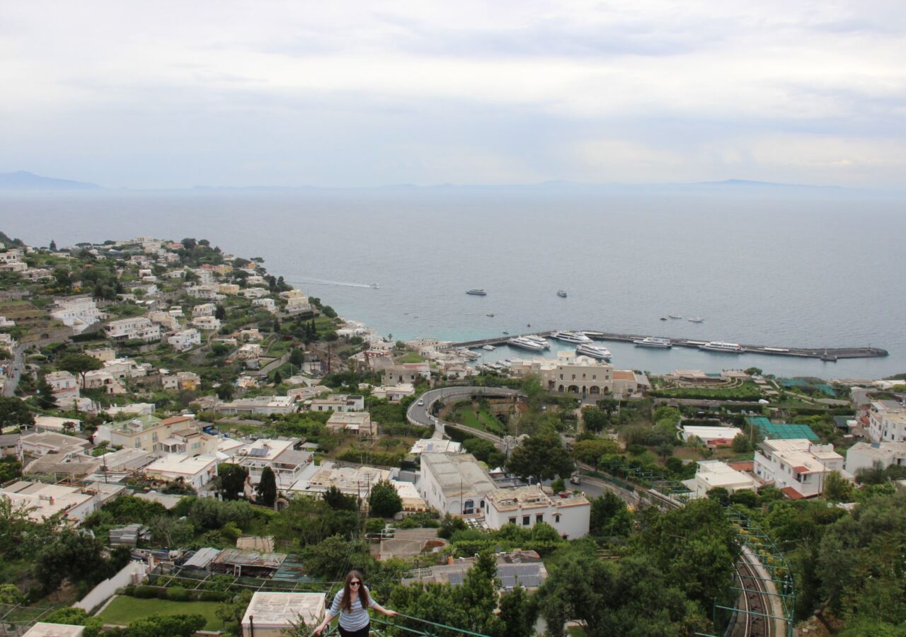 60 Vue depuis le centre de Capri