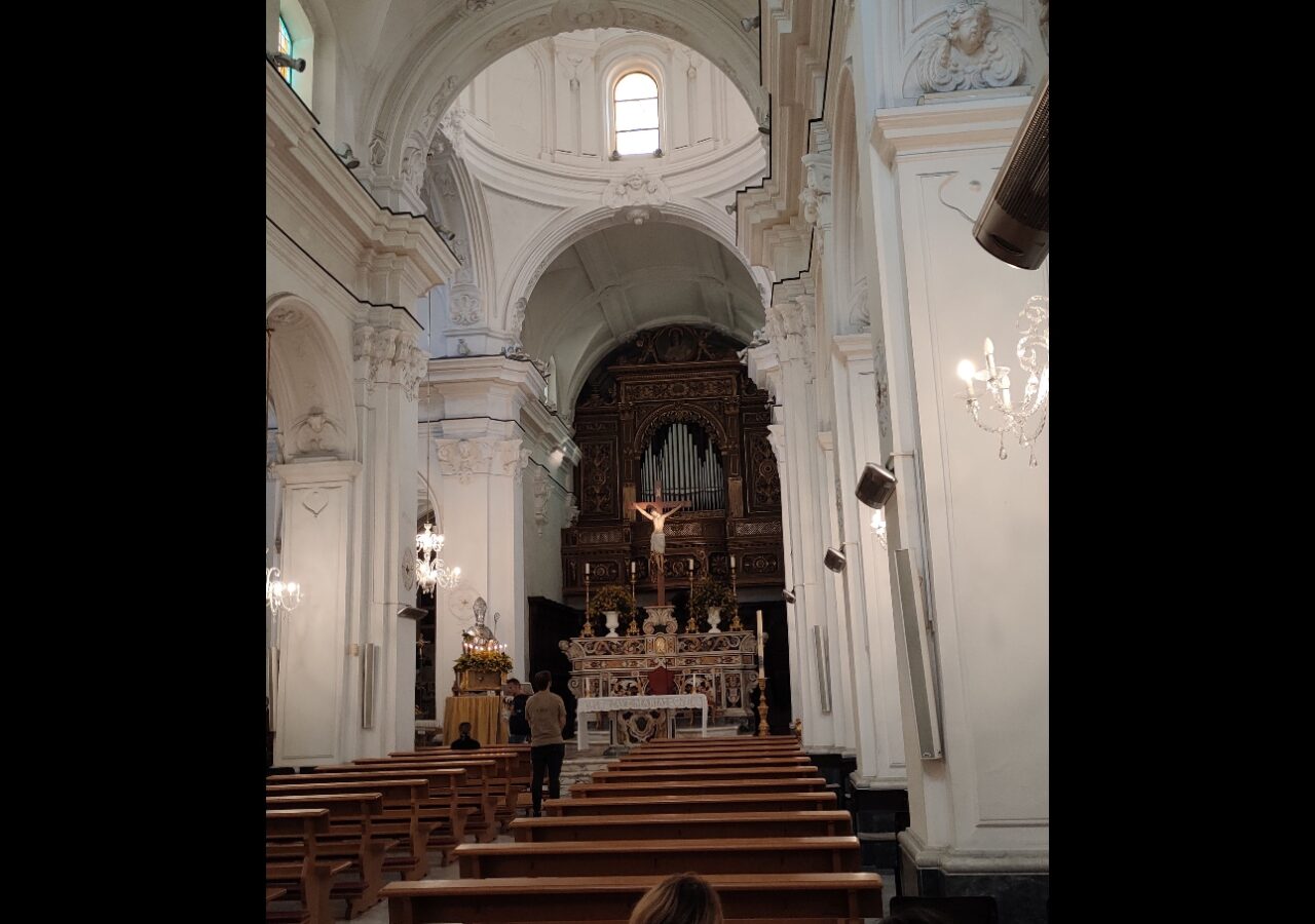 70 L'intérieur de l'église Santa Maria delle Grazie